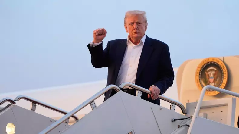 Donald Trump la baza Andrews din Maryland, duminică, 4 mai 2025