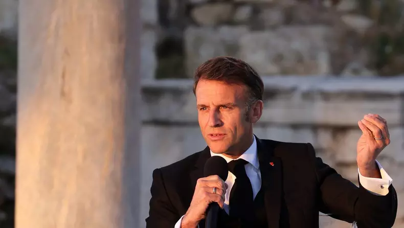 Emmanuel Macron, în Agora Romană din Atena Foto: Profimedia