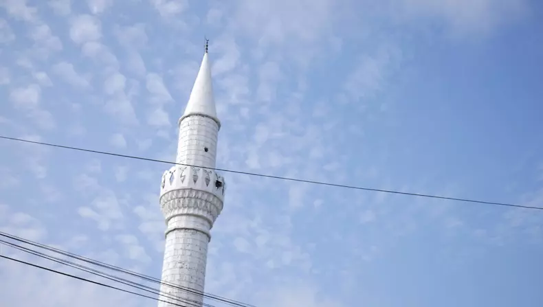 În satul 2 Mai conviețuiesc șase religii diferite