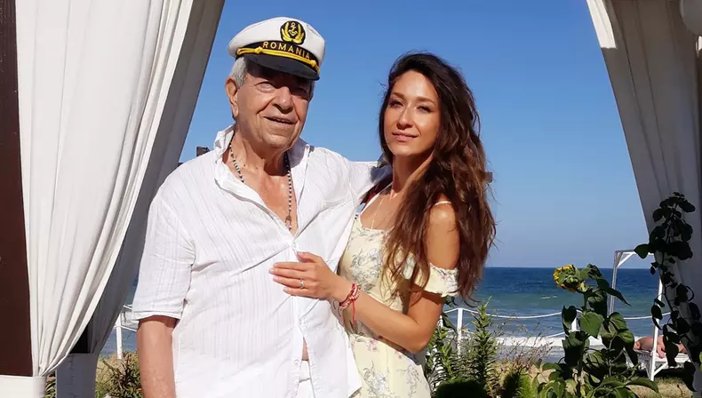 ioana-dichiseanu-zi-de-nastere-fara-tatal-ei-1
