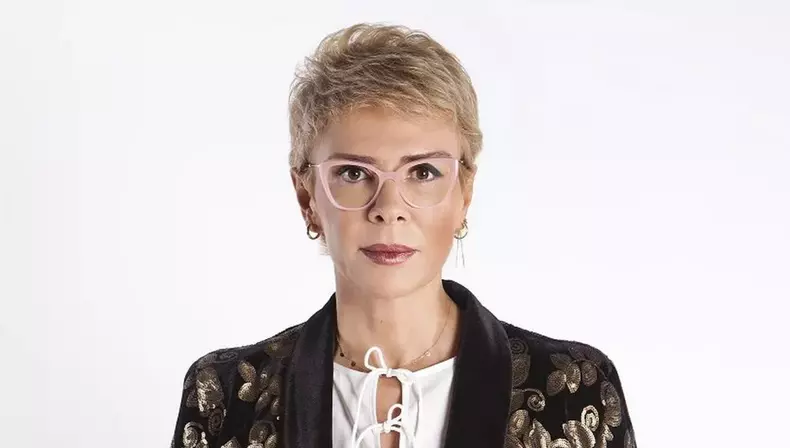 teo trandafir gafa la tv