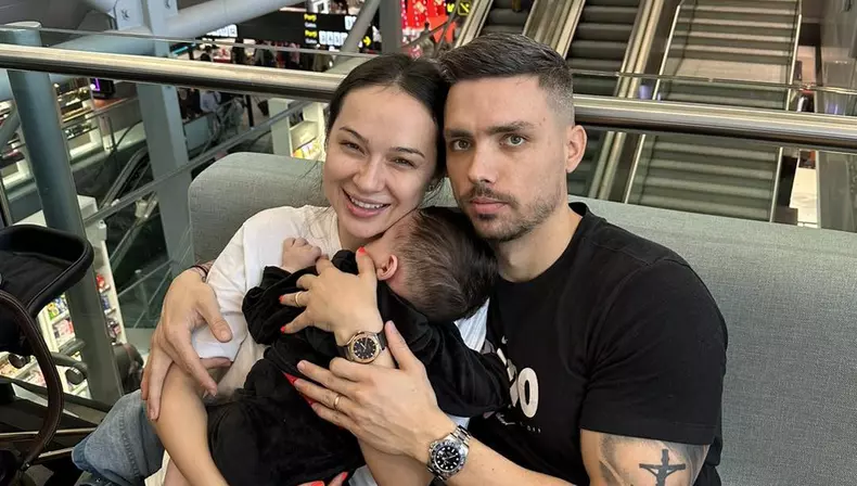 Vlăduța Lupău și familia sa