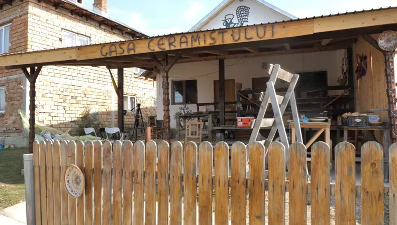 casa ceramistului