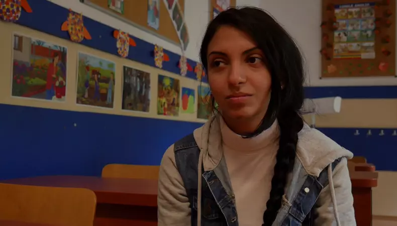 La 19 ani în clasa întâi