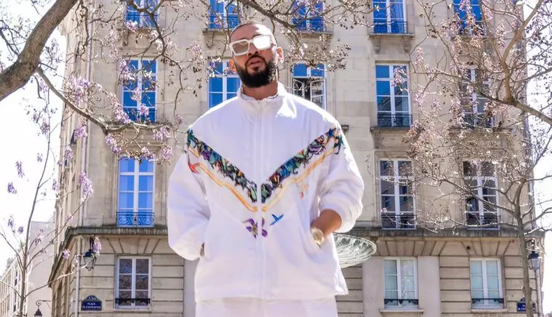 dorian popa si-a investit banii in domeniul imobiliar