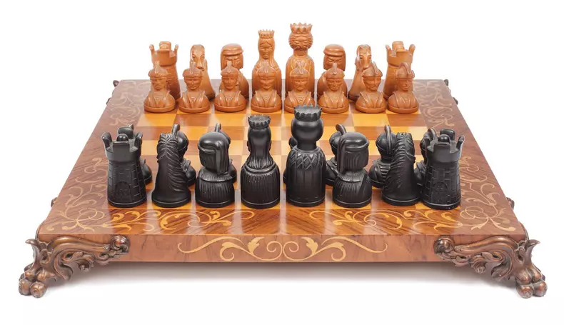 Joc de sah care a apartinut sotilor Ceausescu, însotit de certificat R.A.A.P.P.S., 1976