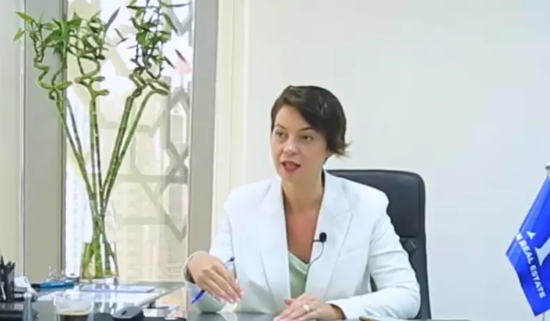 maria dinulescu in dubai