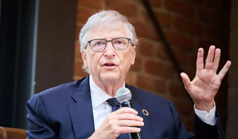 Bill-Gates-anunt-avare-copii