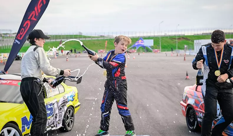 alexis stan tanar pilot rodrift 1