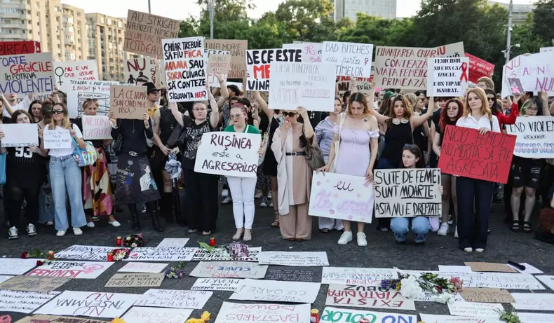protest-femicid-centrul-filia-piata-victoriei-18-iunie-2025 (3)
