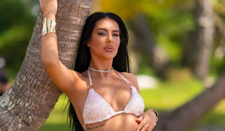 Amelia - Insula iubirii 2025