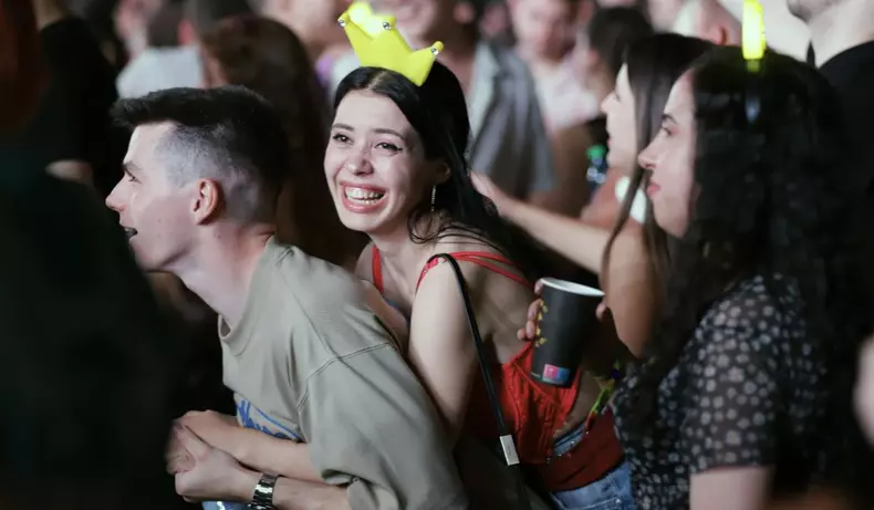 neversea-kapital-4-iulie-arena-nationala-scena-public (1)