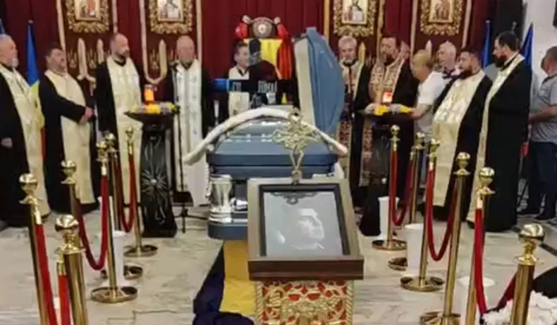 sicriu-mihai leu-hunedoara-preoti