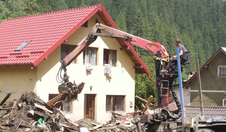 suceava brosteni casa avariata
