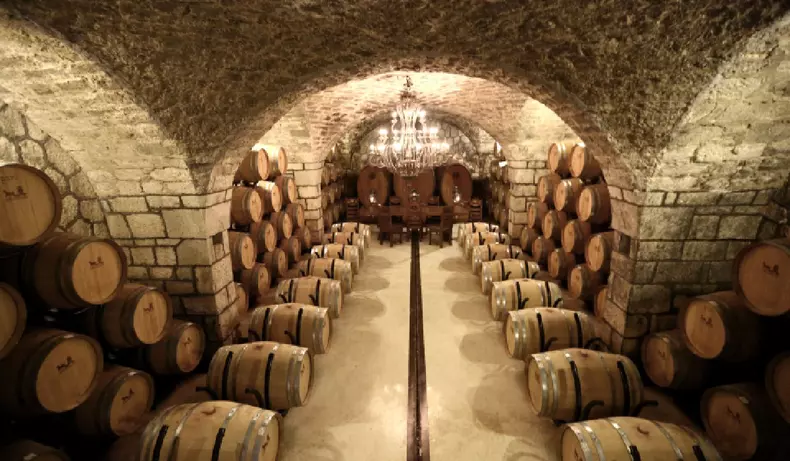 crama-vin-dealu-mare-romania
