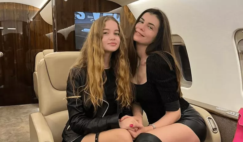 Irina Columbeanu și Monica Gabor