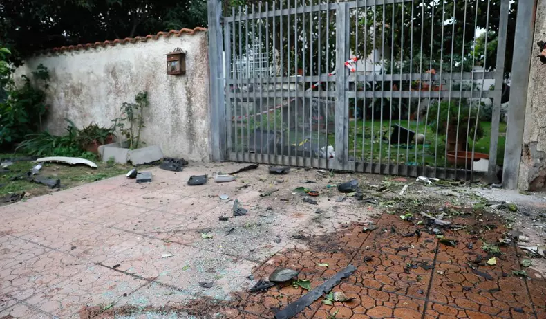 Atac cu bombă în fața casei lui Sigfrido Ranucci (2)