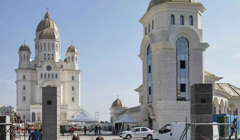 Catedrala Mântuirii Neamului înainte de deschidere foto Vlad Chirea (4)