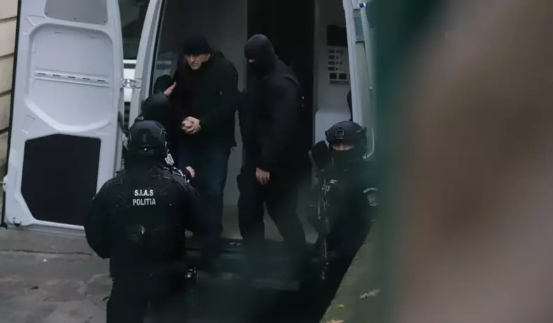 Horațiu Potra, adus la CAB, 21 noiembrie 2025. Foto Dumitru Angelescu (2)