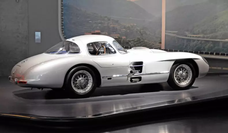 1955 Mercedes-Benz 300 SLR Uhlenhaut Coupe (2)