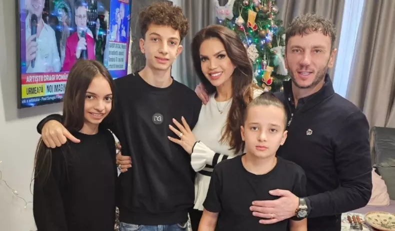 Cristina Spătar și familia sa