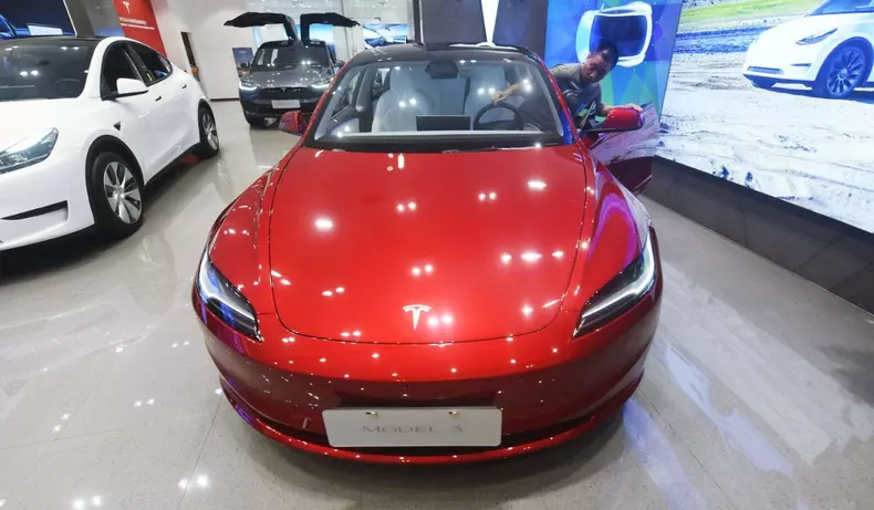 Tesla Model 3 Standard
