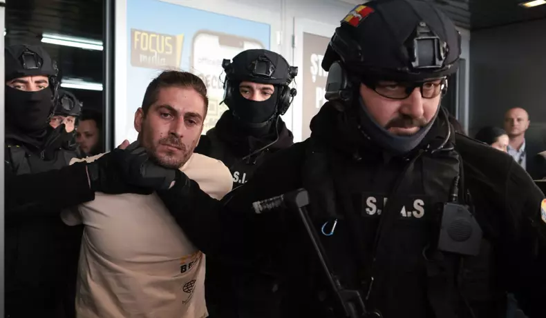 cosmin-zuleam-mascati-arest-arestat-mascati-politie