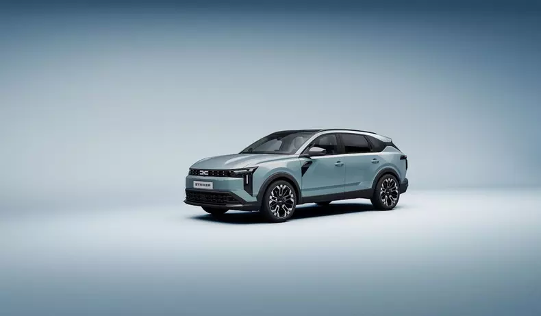 dacia-striker10