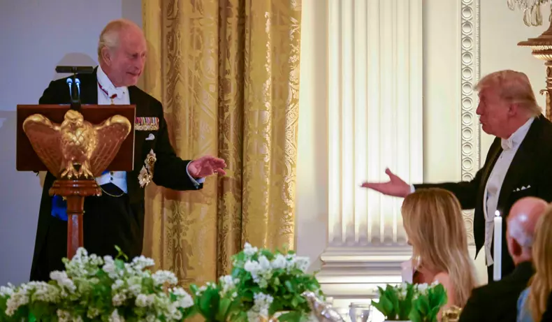 donald trump si regele charles ironii casa alba