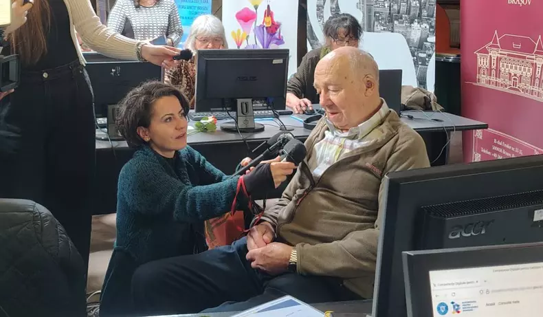 Tudor Opinca, Un brașovean de 97 de ani s-a întors la cursuri ca să nu fie păcălit pe internet (2)