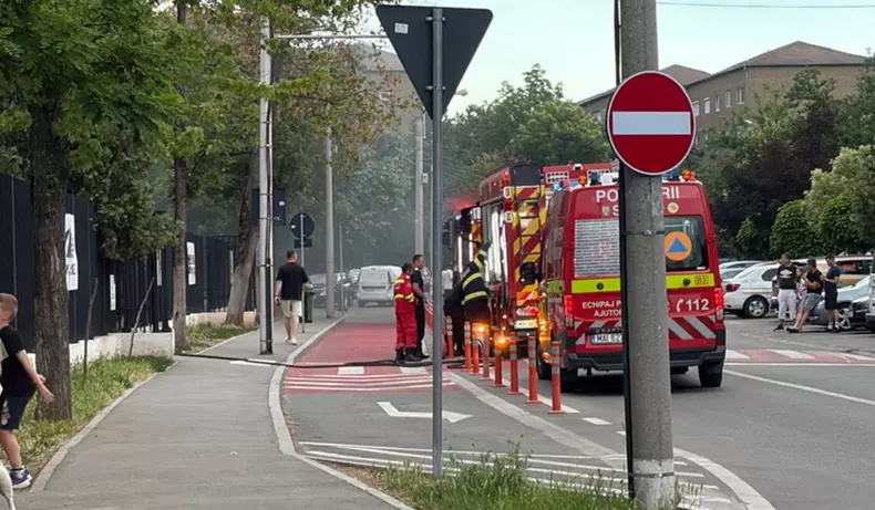 Incendiu scoala Oradea (2)