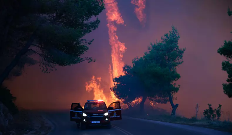 incendiu grecia