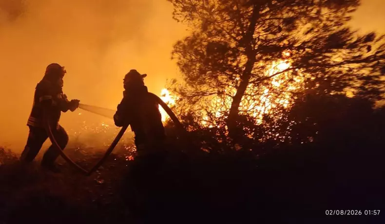 pompieri romani incendiu grecia atiica