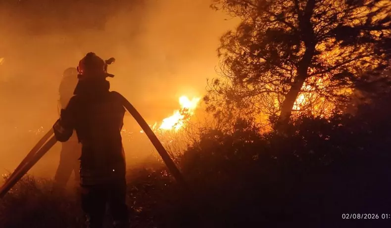 pompieri romani incendiu
