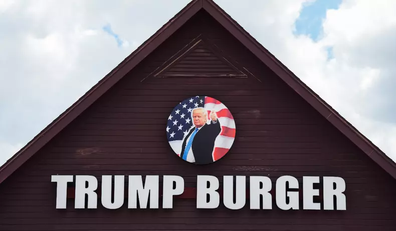 burger donald trump sua