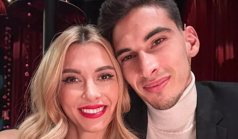 intalnire andreea balan si victor cornea