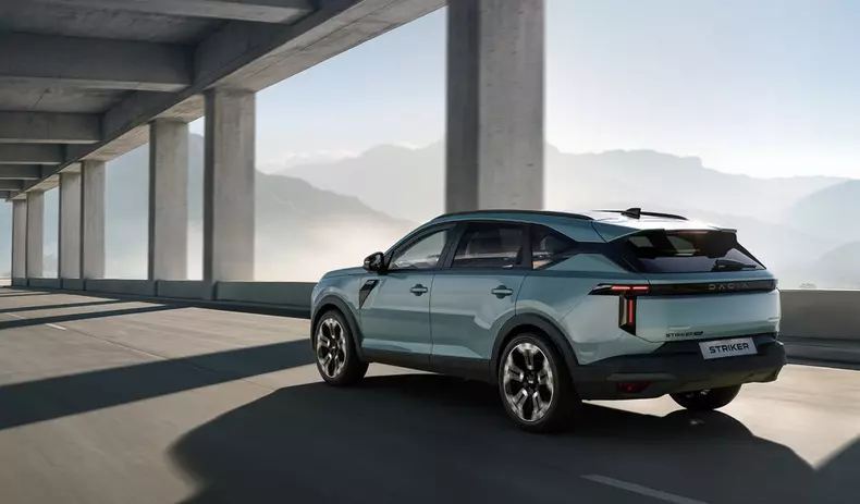 dacia-striker9
