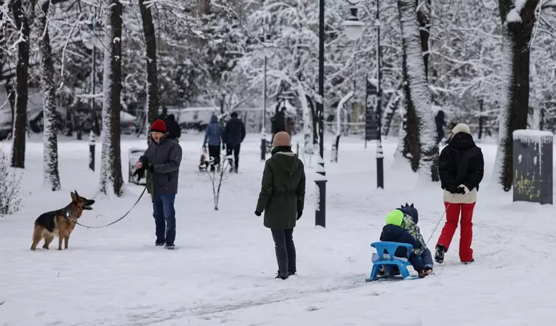 zapada-bucuresti-deszapezire7-11-ianuarie-2026