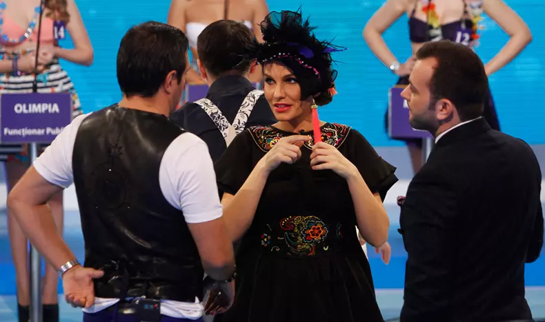 copyright-Gabriela-Arsenie-Antena1_161113_blonde_0061.jpg