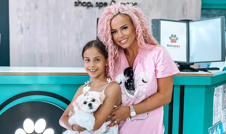 Anda adam si fiica ei