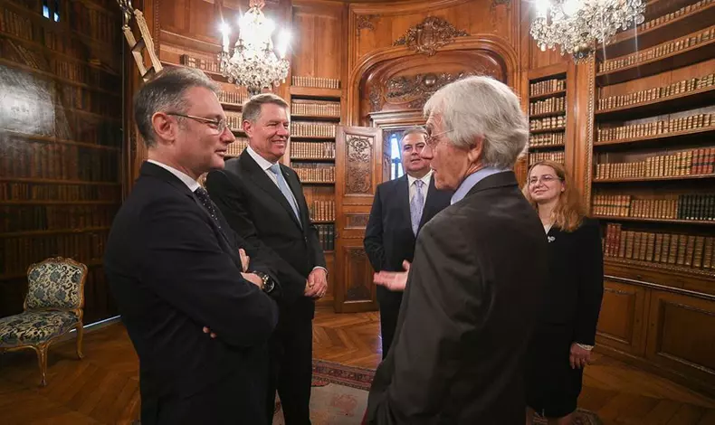 45759031_896868187186333_4641840391107117056_n