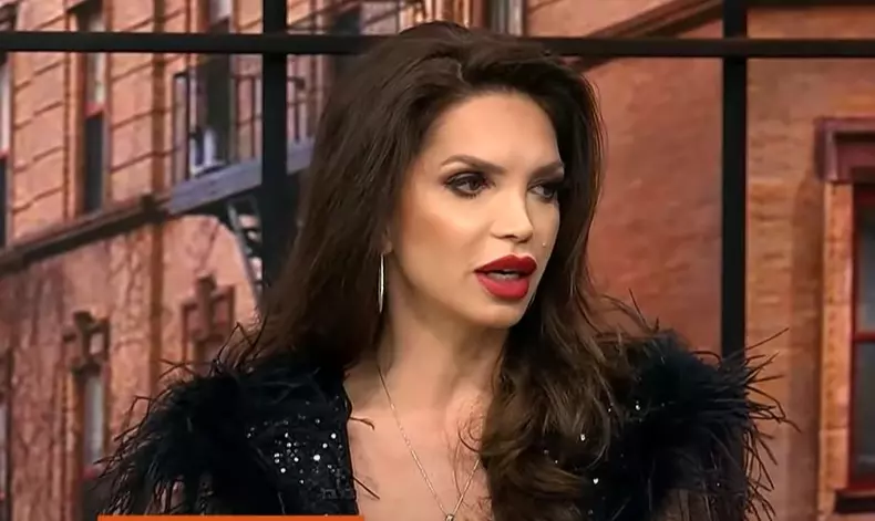 cristina-spatar-la-maruta