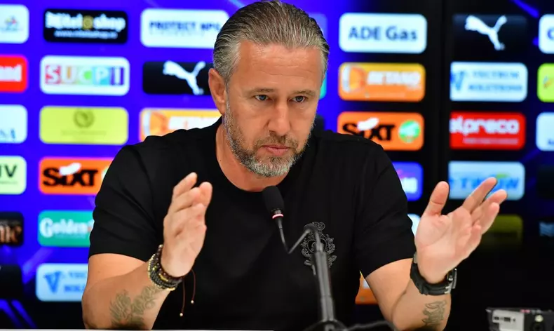 Laurențiu Reghecampf (1)