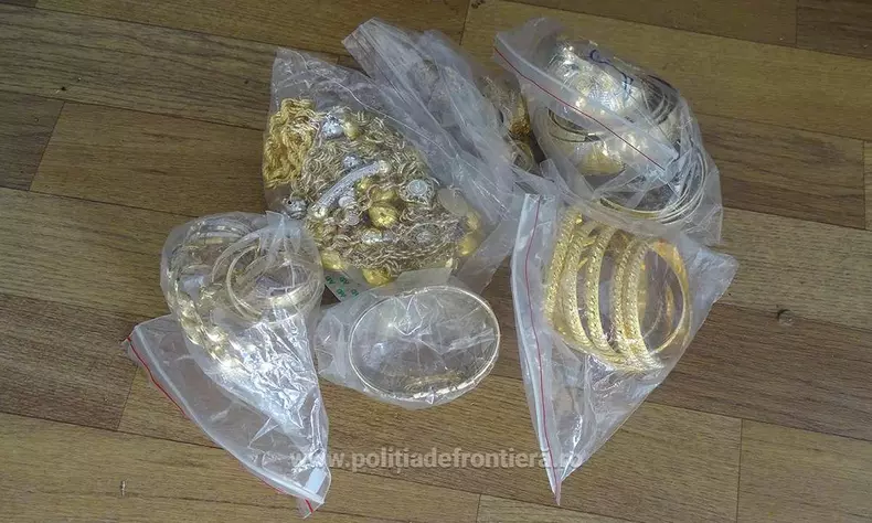 152386422053-2343-S4