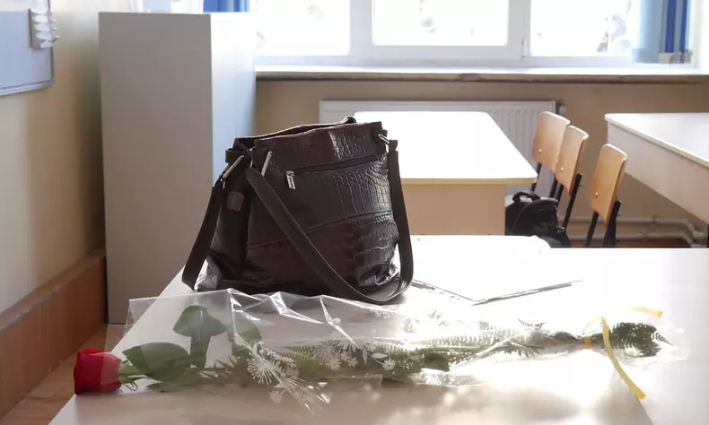 La 19 ani în clasa întâi