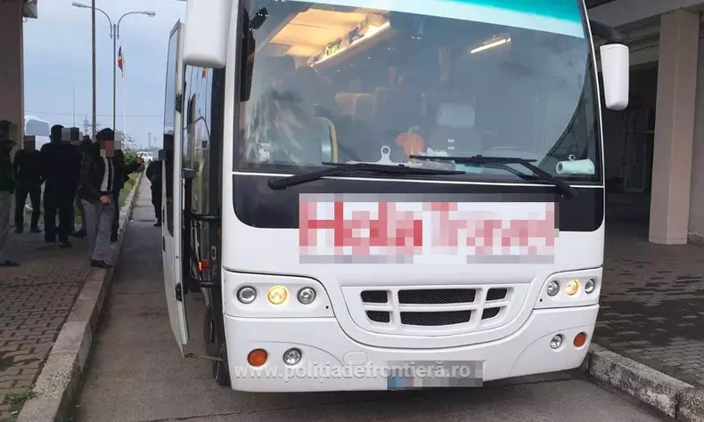 migranti-podea-autocar_Giurgiu3