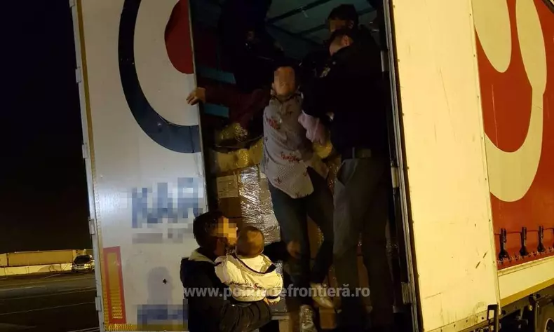 migranti-TIR-NADLAC3