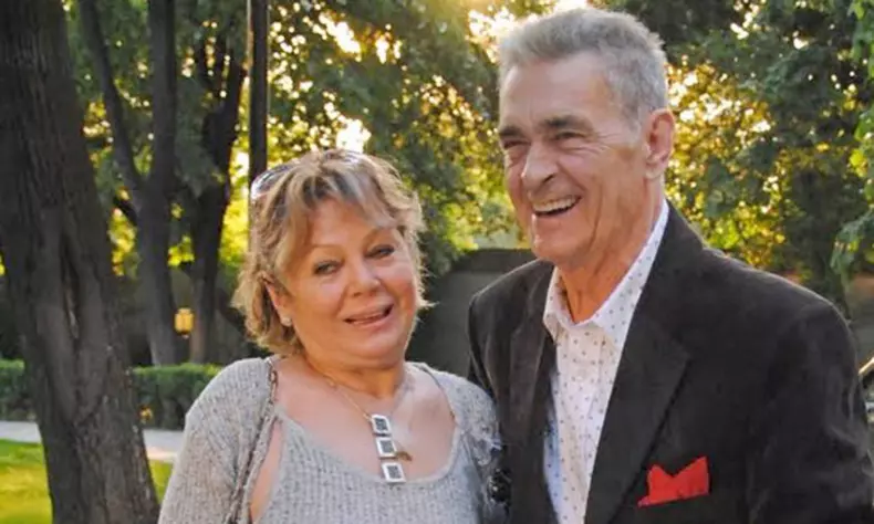 anca-pandrea-facturi-mari-5