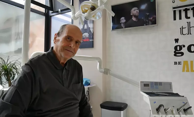 Probleme cu dantura la bătrânețe