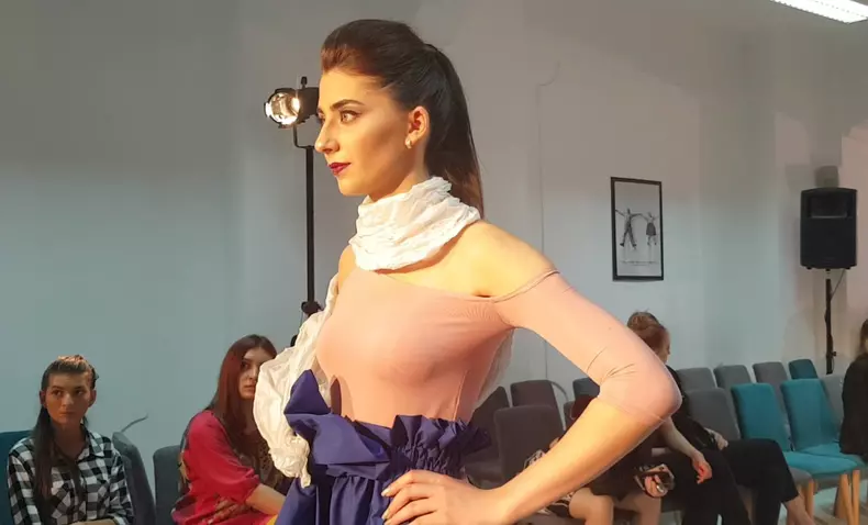 Cum să ajungi designer vestimentar